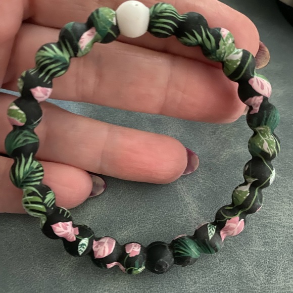 Lokai Floral Botanical bracelet - Picture 5 of 6